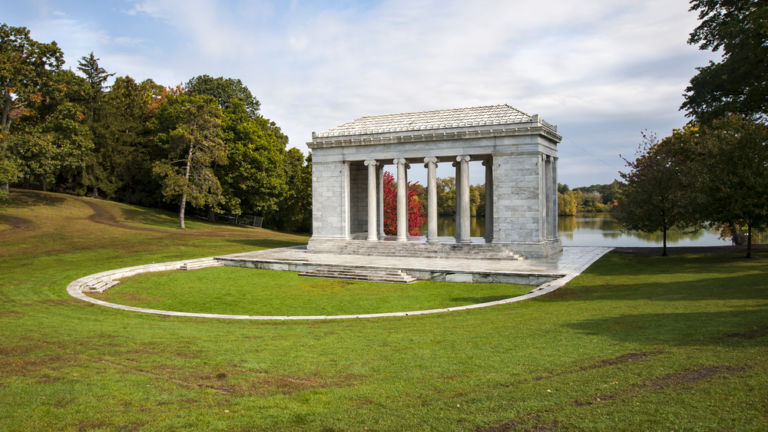 Roger Williams Park in Providence, Rhode Island. Pic via Shutterstock.