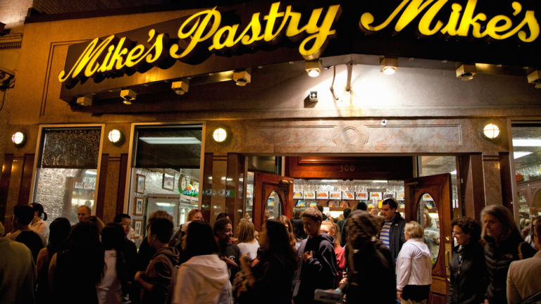 Mike's Pastry