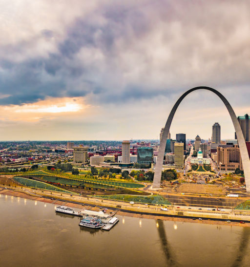 St. Louis Gateway Arch and city skyline