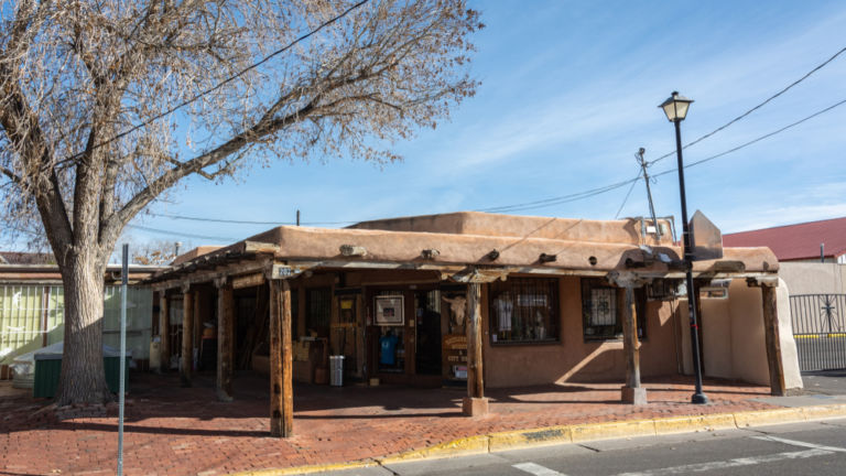 American International Rattlesnake Museum