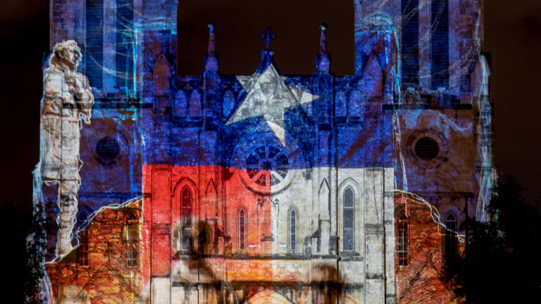 San Fernando Cathedral in San Antonio. Pic via Shutterstock.