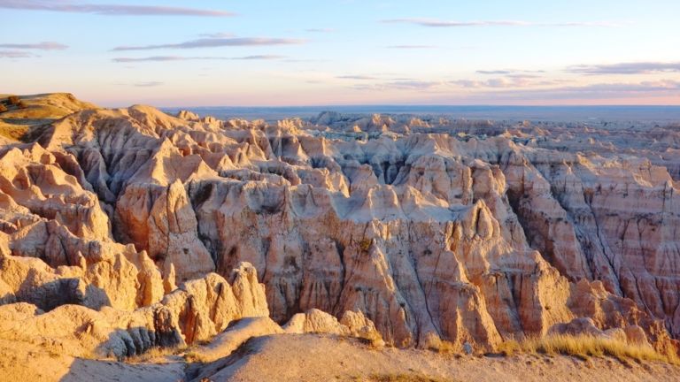 Badlands National Park, South Dakota. Pic via Shutterstock.