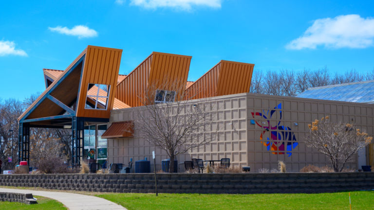 Butterfly House & Aquarium, Sioux Falls, South Dakota. Pic via Shutterstock.