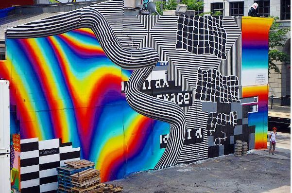 Felipe Pantone’s 3-D mural