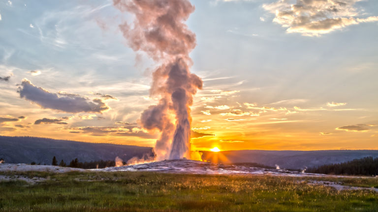 Yellowstone National Park, Jackson, Wyoming. Pic via Shutterstock