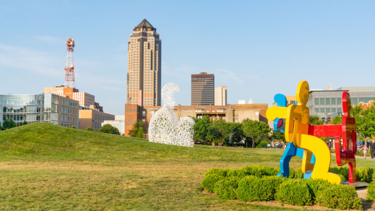 PappaJohn Sculpture Park. Photo via Shutterstock.