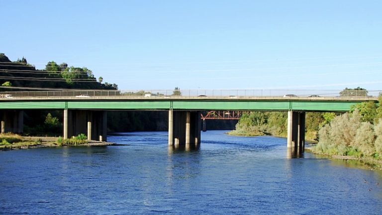 American River access in Sacramento, Calif. Photo via Shutterstock.