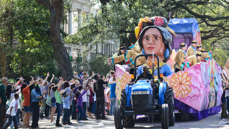 St. Charles Avenue in New Orleans. Photo by Shutterstock.