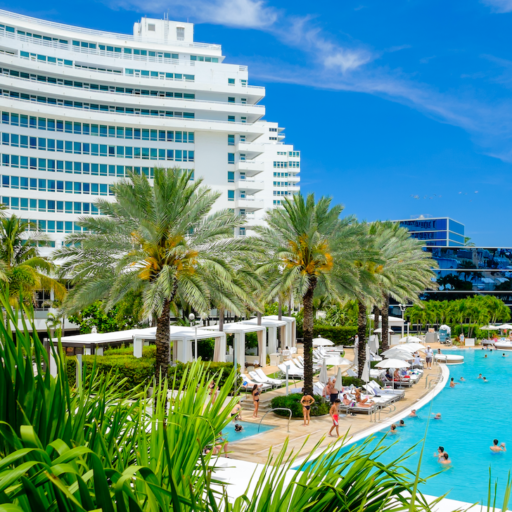 The Marvelous Music History of Miami Beach’s Fontainebleau