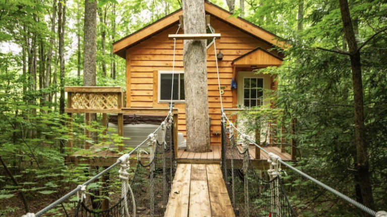 Country Road Cabins in West Virginia.