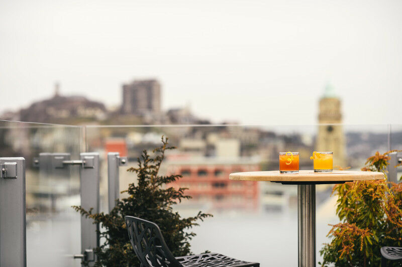 21c Cincinnati, cocktail terrace.