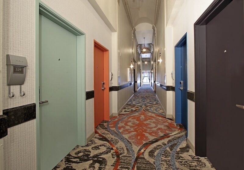 Hotel Ylem hallway