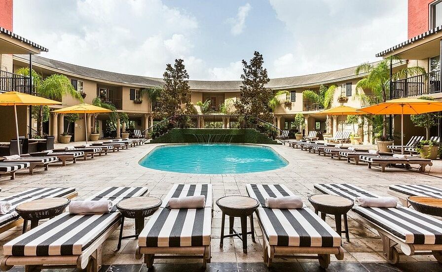 Hotel ZaZa pool