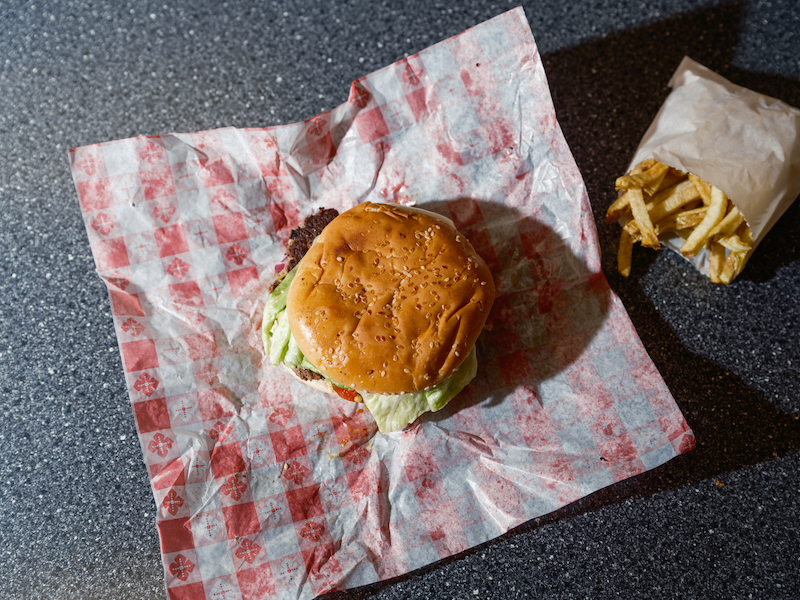 A Laguna Burger. Photo by Tag Christof.