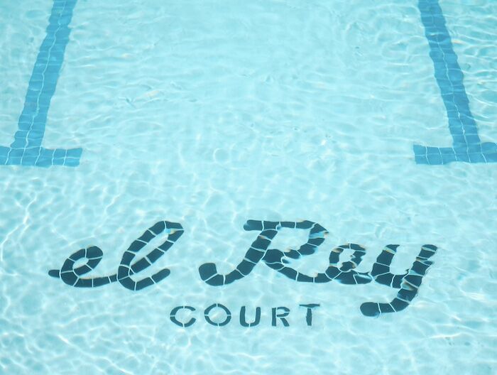 El Rey Court pool