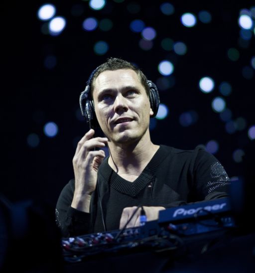 Tiesto performing. Image via Shutterstock.