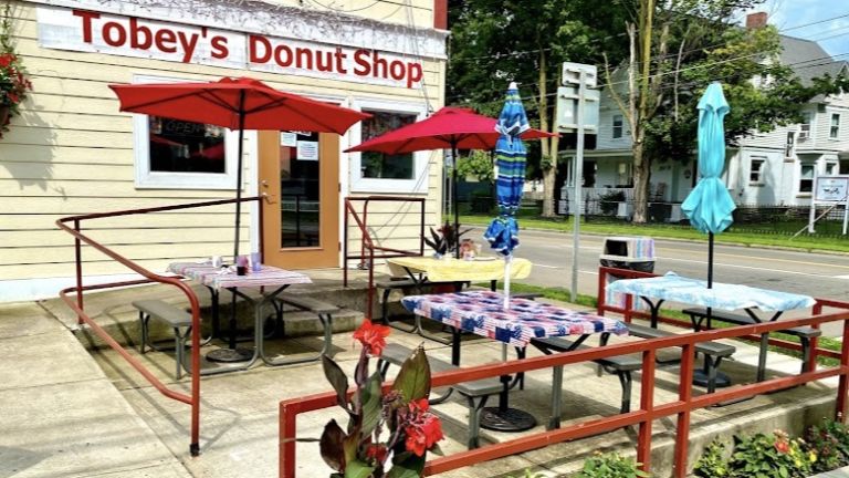Tobey’s Donut Shop