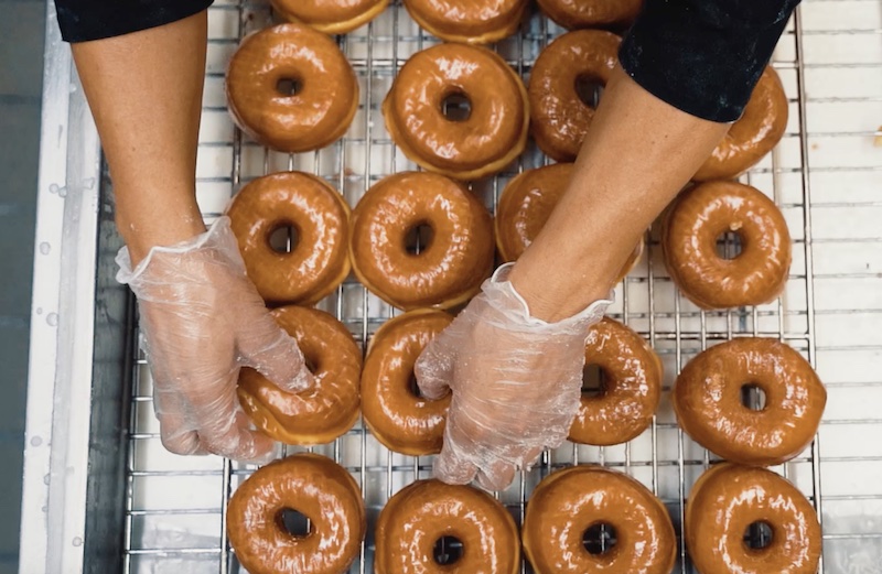 Best Donuts in America: Randy’s Donuts