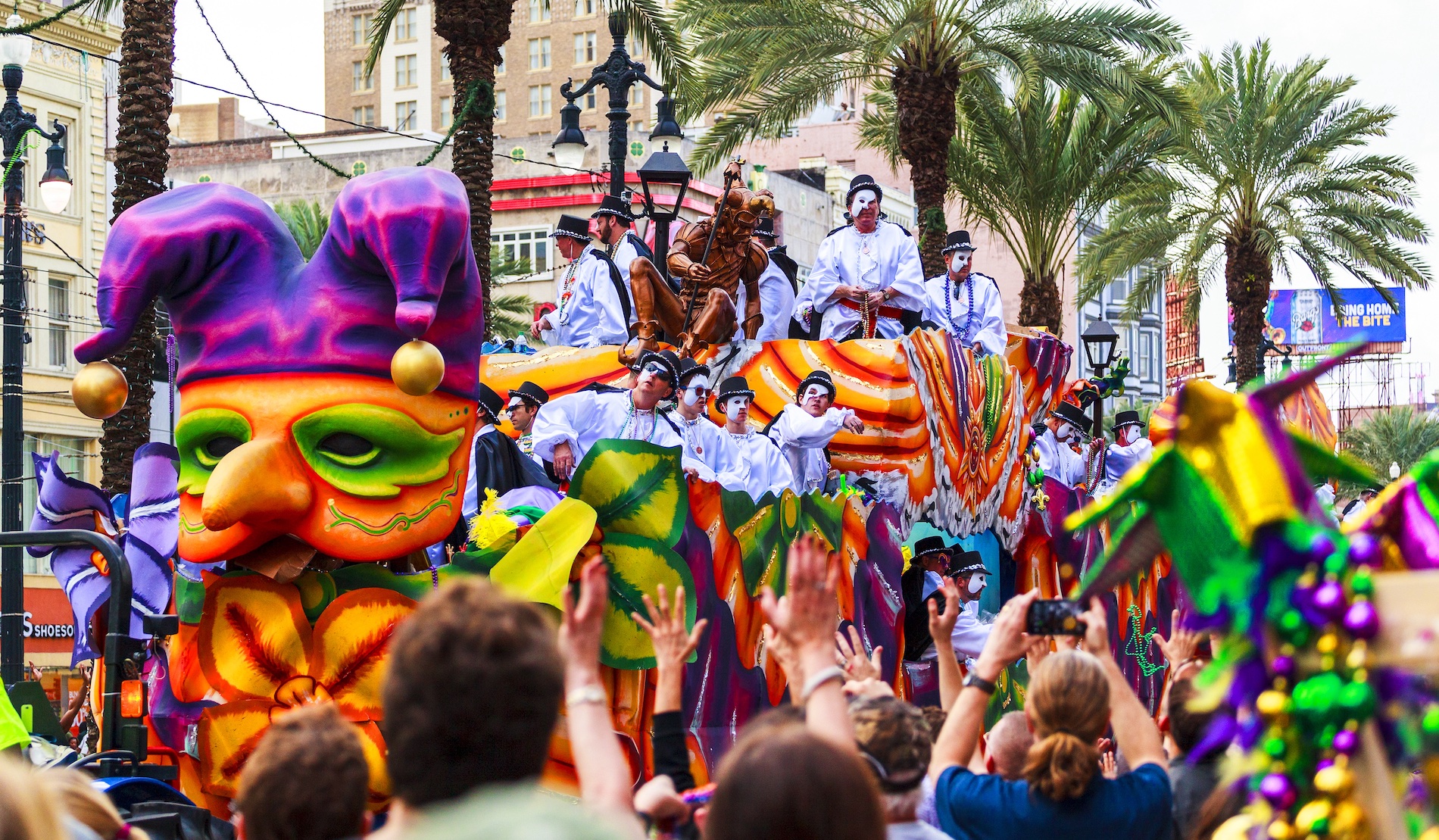 how long does the mardi gras festival last