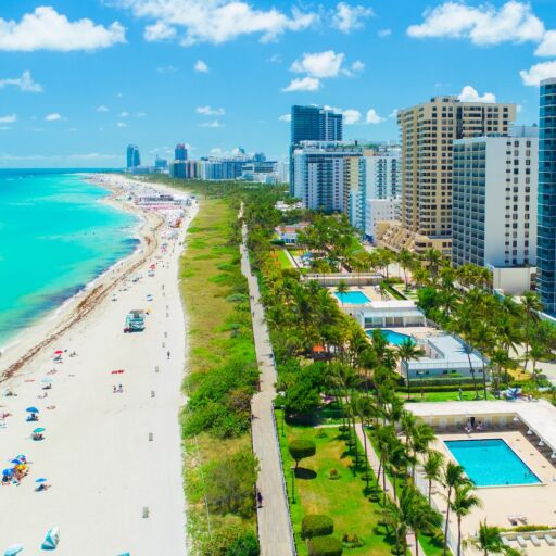 Best beaches in Miami. Photo via Shutterstock.