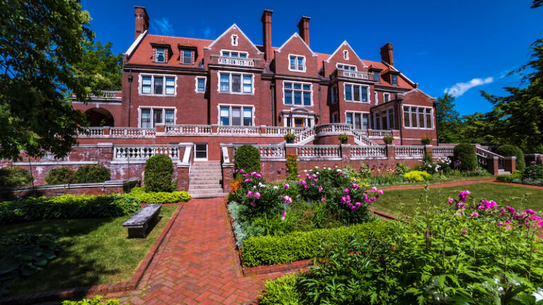 Glensheen Mansion