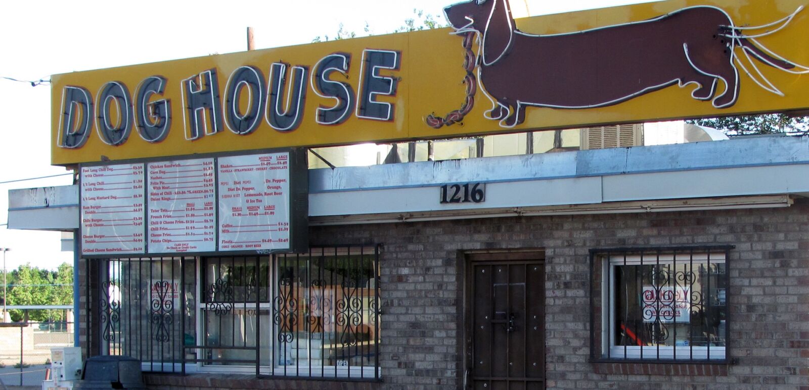 ALBUQUERQUE, NEW MEXICO, USA - May 22, 2014: The Dog House Drive In restaurant. Familiar from TV series Breaking Bad and Better Call Saul. Photo via Shutterstock.