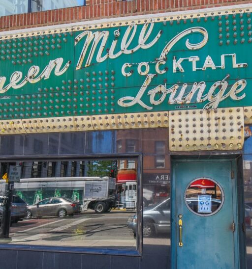 America’s Most Historic Bars: Green Mill Cocktail Lounge. Photo via Shutterstock.