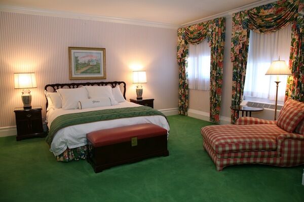 Classic suites, the Draper suite