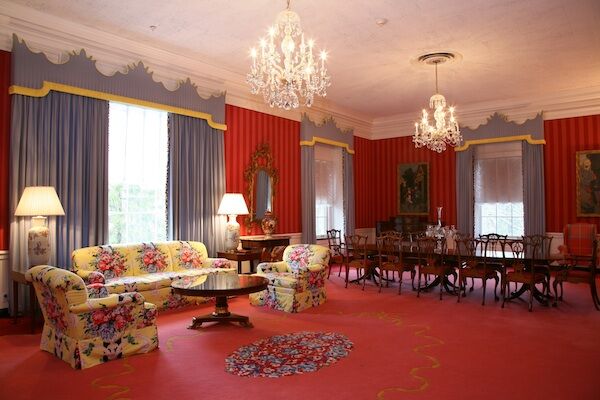 Classic suites, interior of State suite