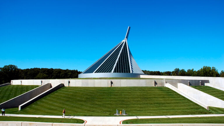 National Museum of the Marine Corps, Quantico, Virginia. Photo via Shutterstock