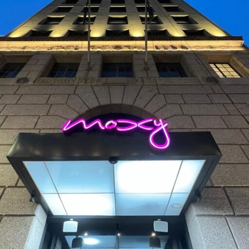 Moxy Houston