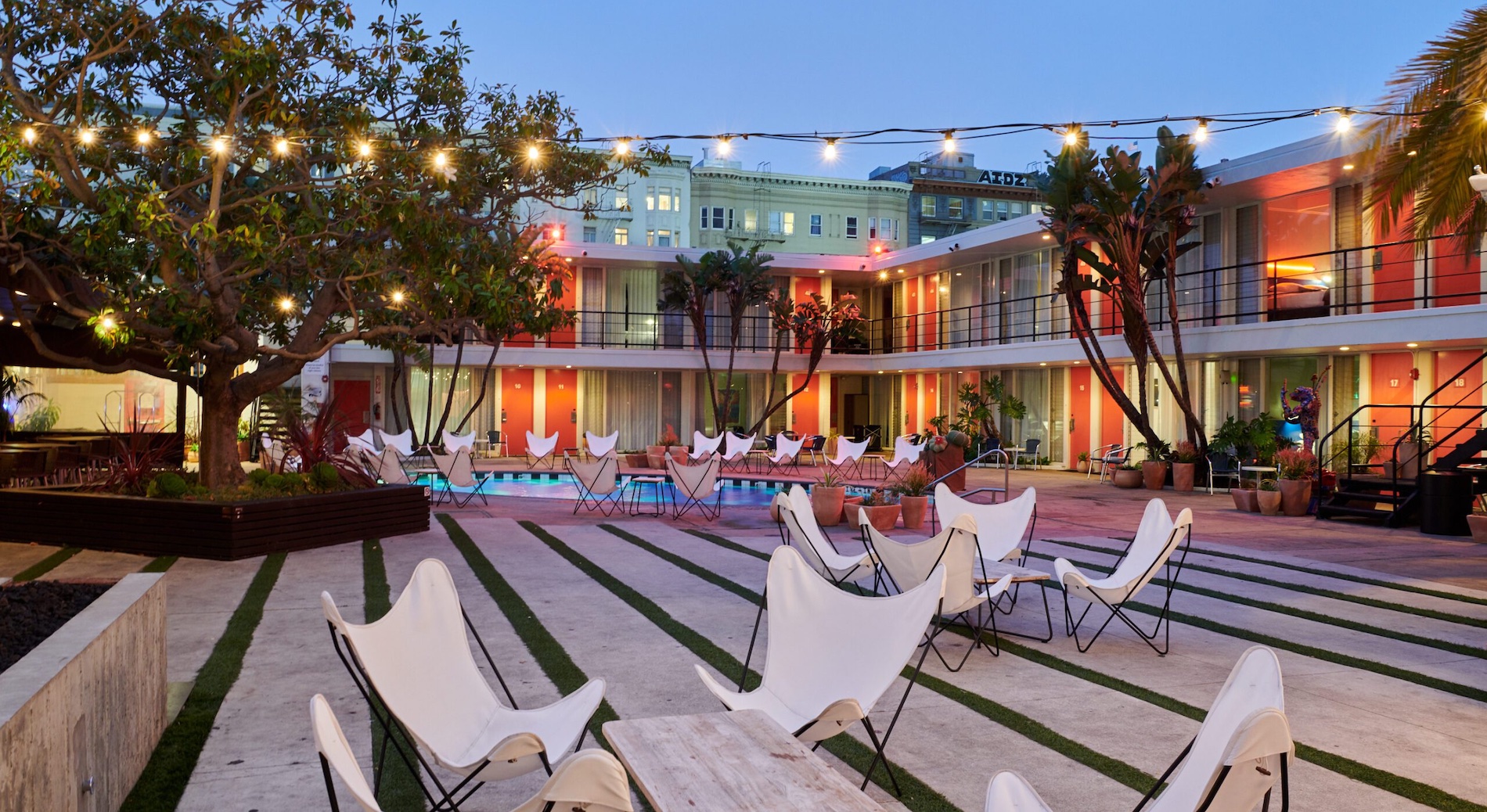 Phoenix Hotel | Hotels | Fifty Grande